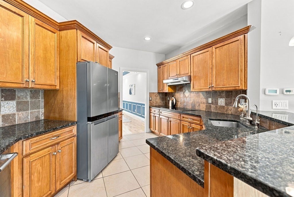 26 Ashlynn Way, Rehoboth, MA Photo #19