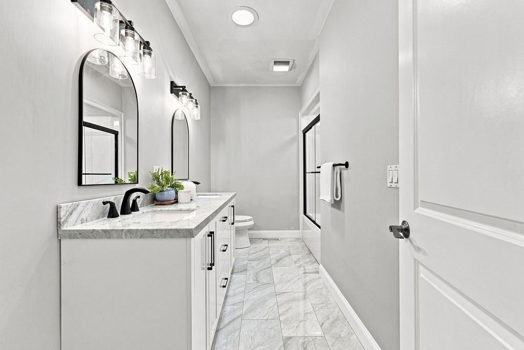 26 Ashlynn Way, Rehoboth, MA Photo #25