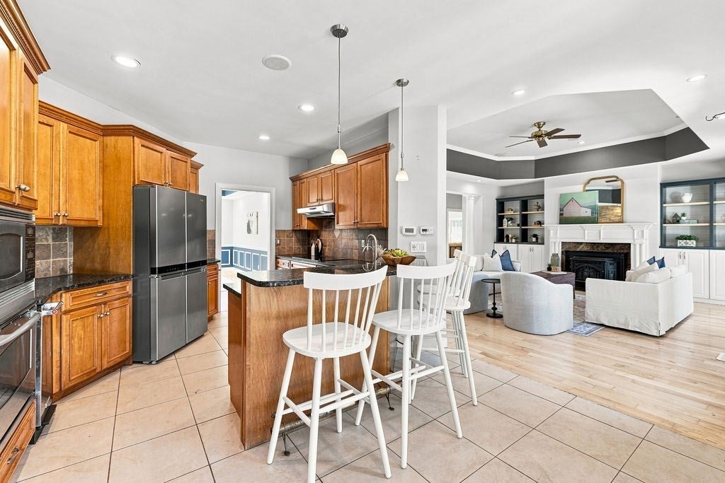 26 Ashlynn Way, Rehoboth, MA Photo #14