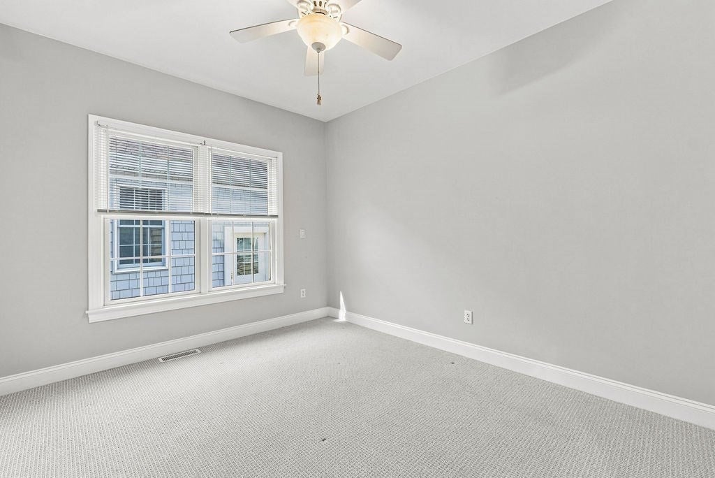26 Ashlynn Way, Rehoboth, MA Photo #33