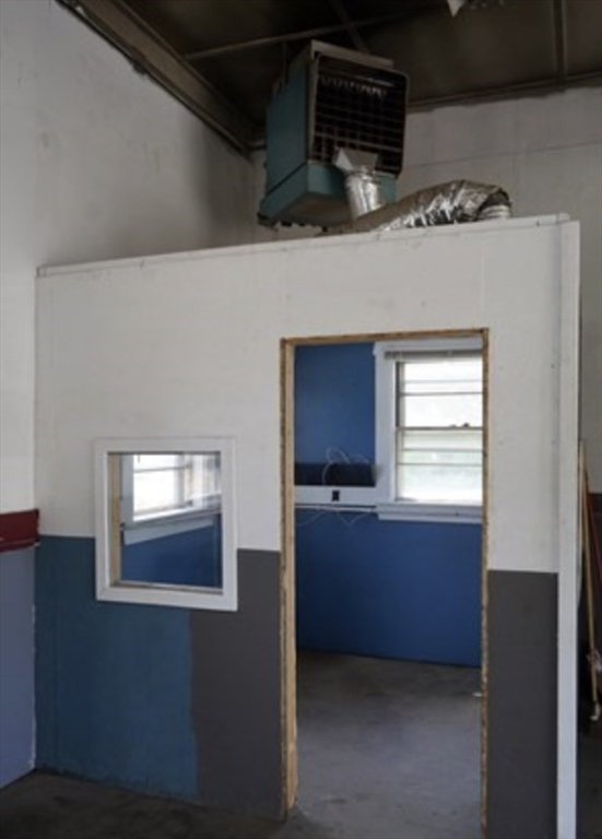 429 Riverside Street