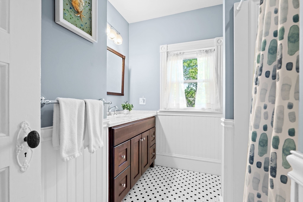 18 O'neil Street, Hudson, MA Photo #24