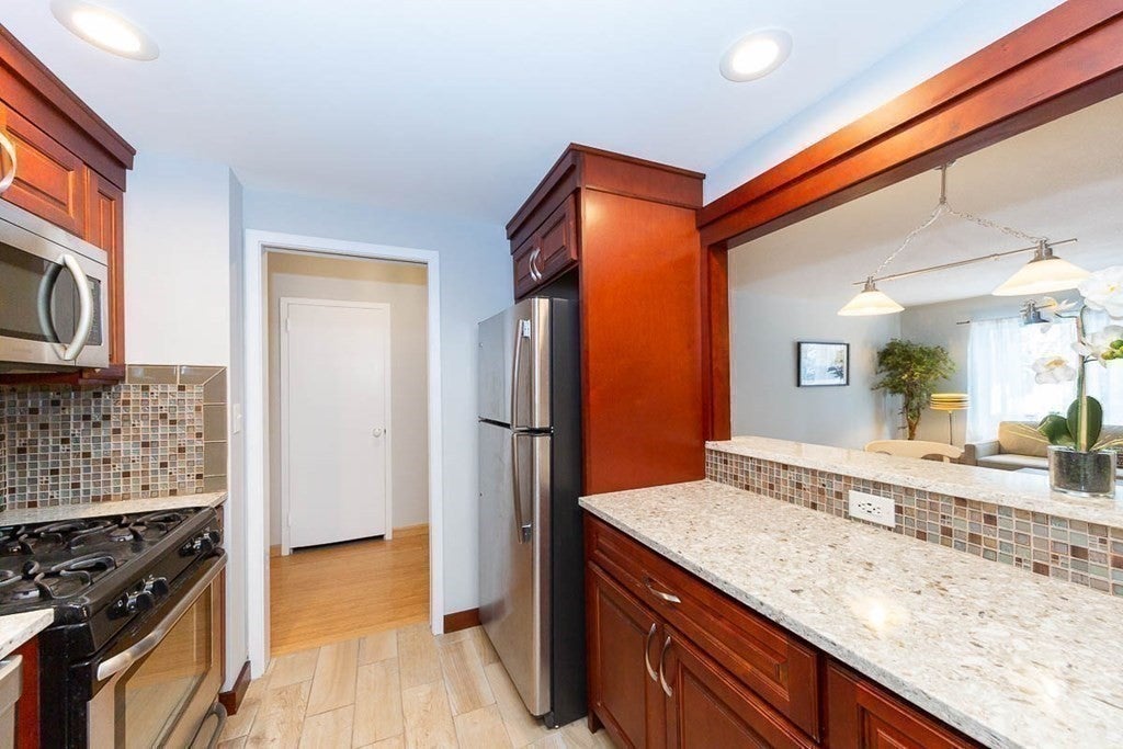 22 Chestnut Pl 114