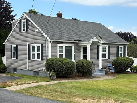 6 Carrington St Blackstone MA 01504