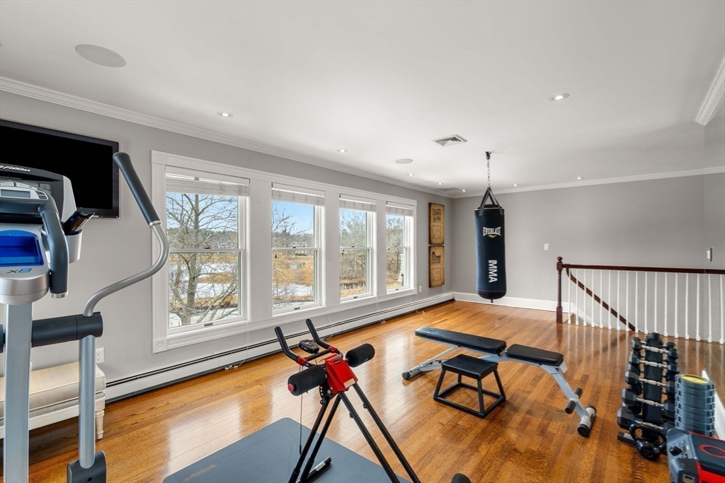 5 Proctor St, Manchester, MA Photo #26