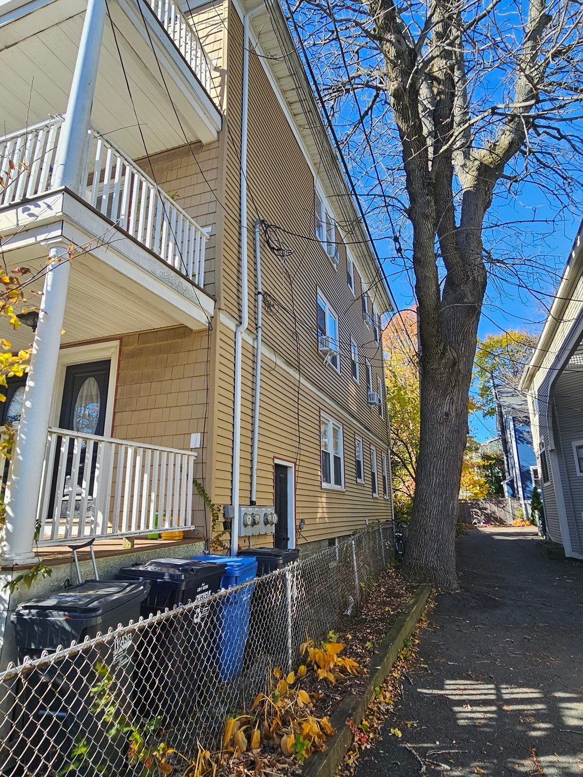 13 Roberts Rd