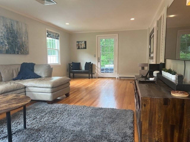 17 Meadowbrook Drive