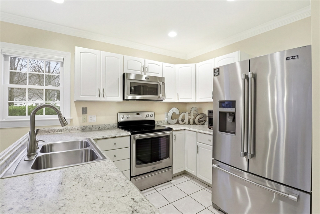 605 Middle Street 38