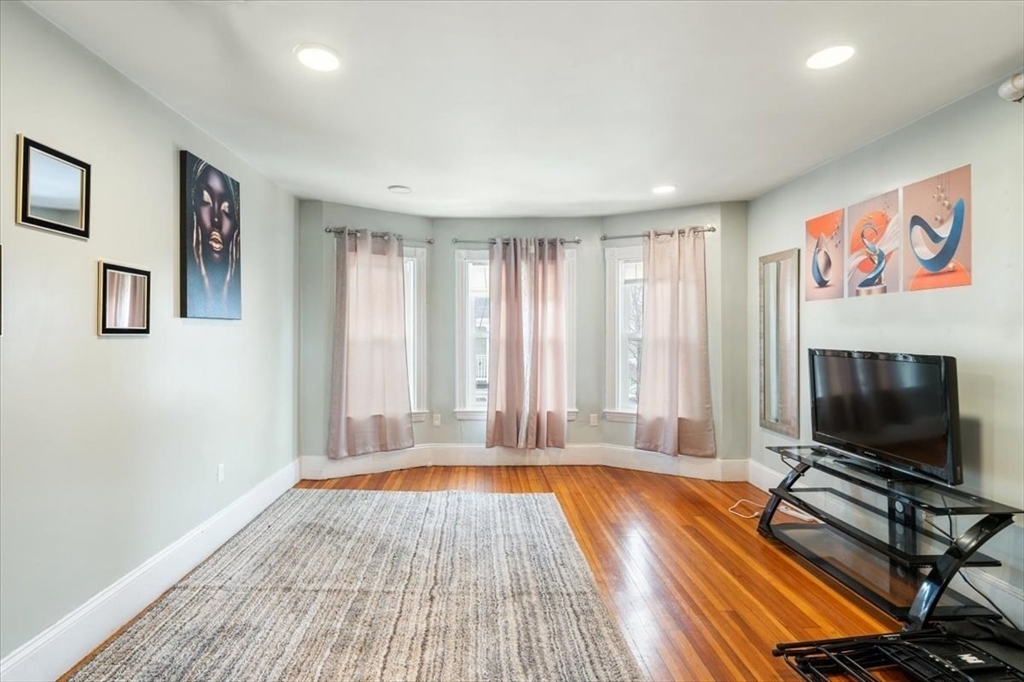 285 Green St, Brockton, MA Photo #11