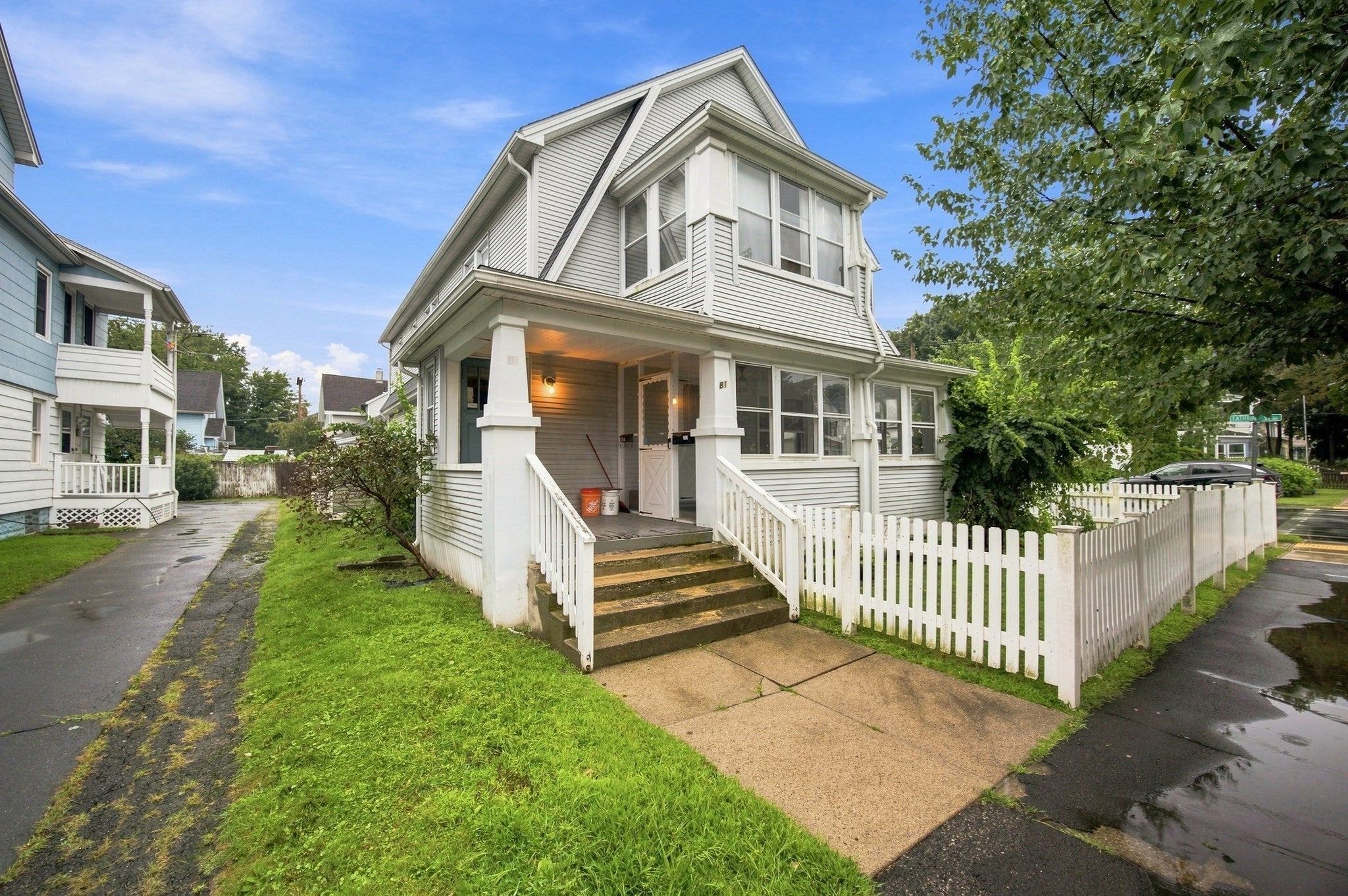 Photo of 79-81 Garden St, West Springfield, MA