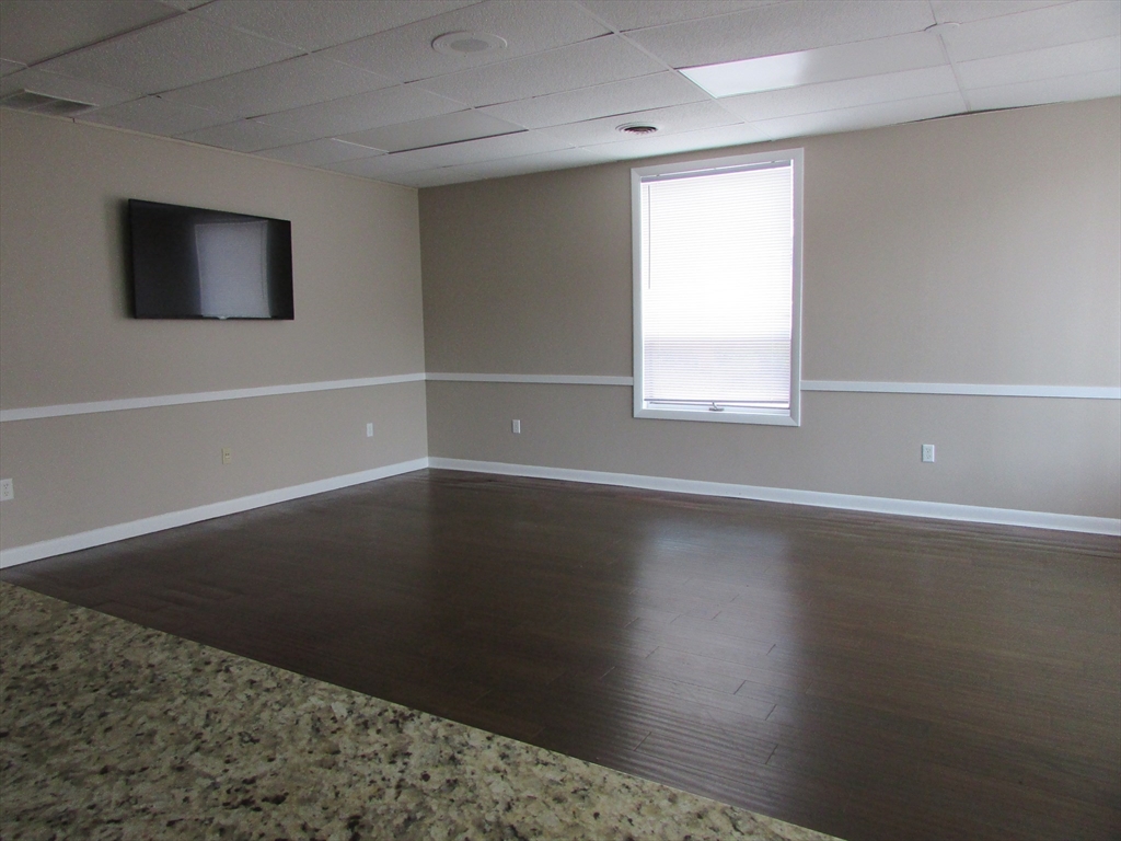 106 Commonwealth Ave