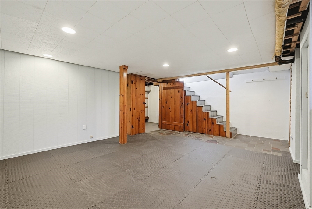103 Field Rd, Longmeadow, MA Photo #35