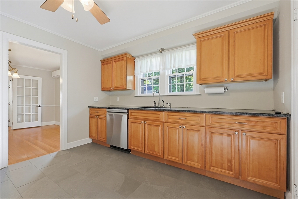 103 Field Rd, Longmeadow, MA Photo #14