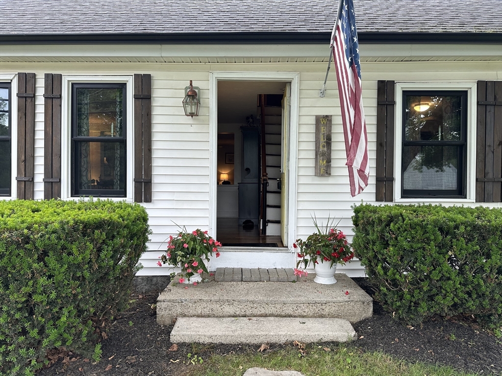 700 S Main St