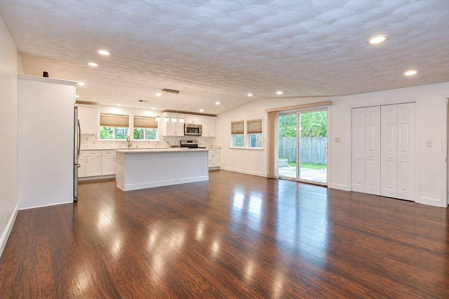 12 Fairfield Ter, Framingham, MA, 12 Fairfield Ter, Framingham, MA Photo #7