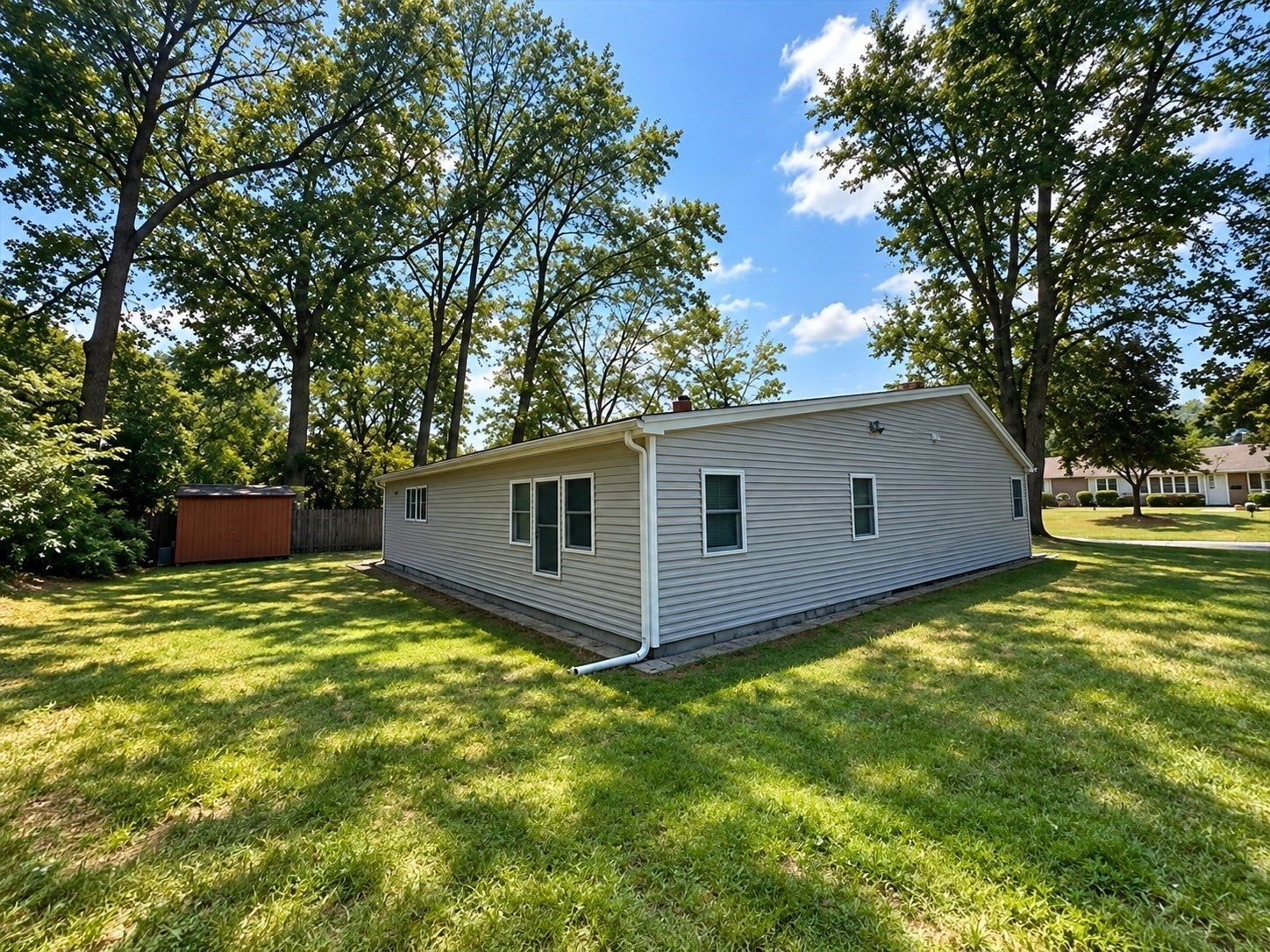 12 Fairfield Ter