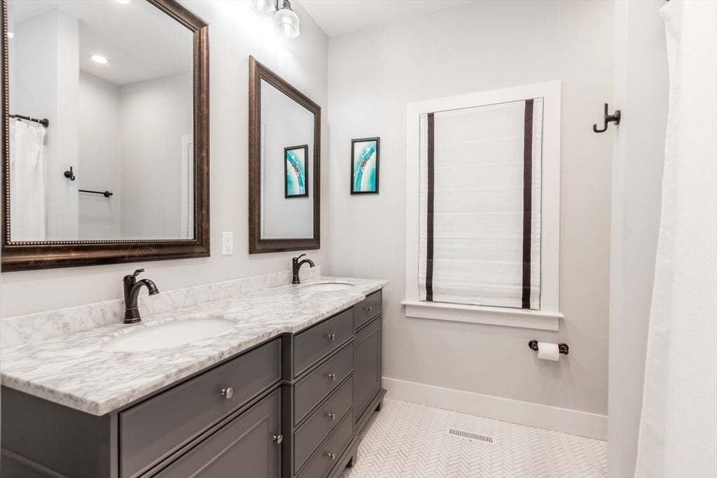 132 Williams Ave, Bourne, MA Photo #19