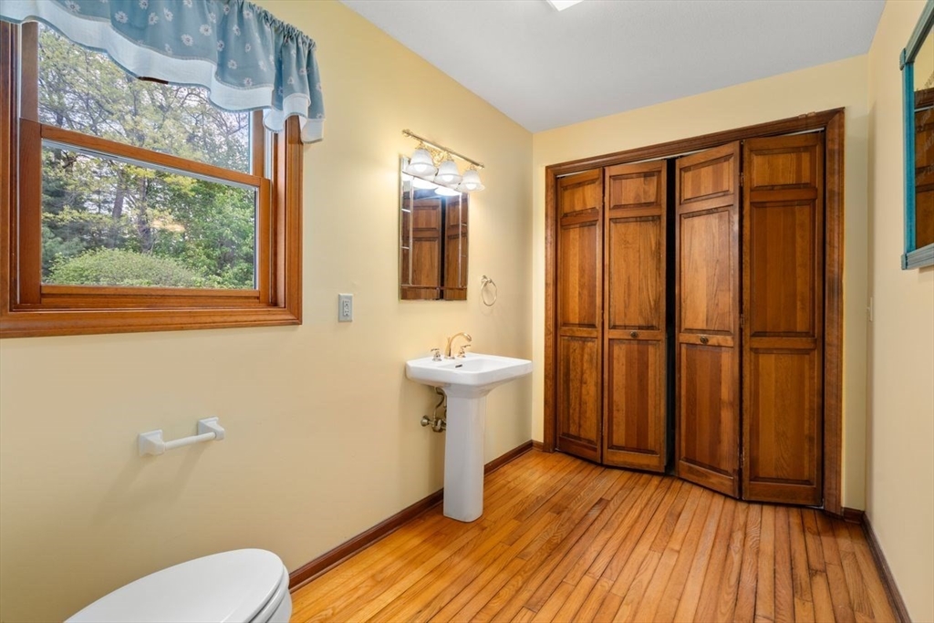 119 Pineridge Drive, Westfield, MA Photo #13