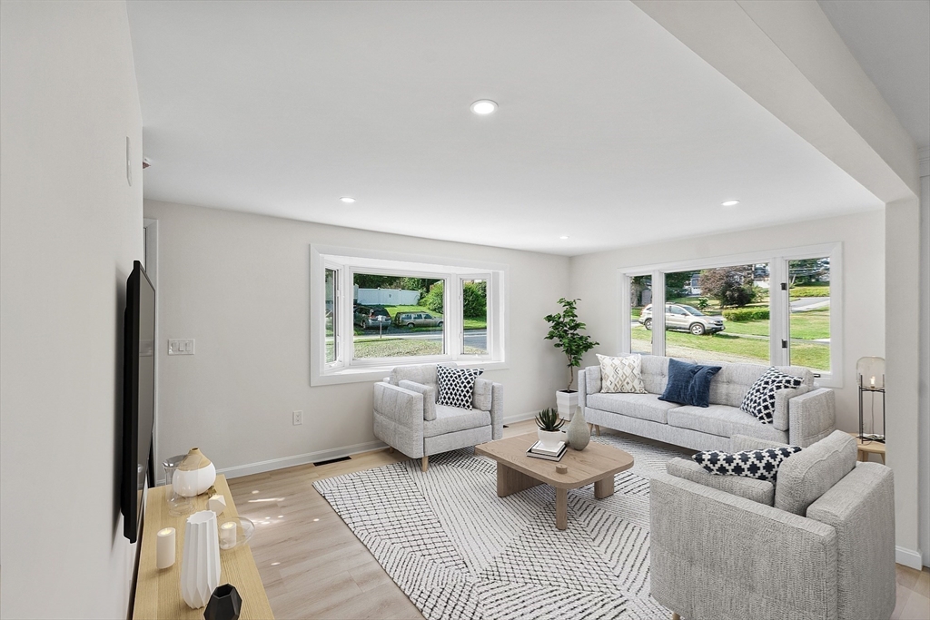 129 Fort Meadow Dr