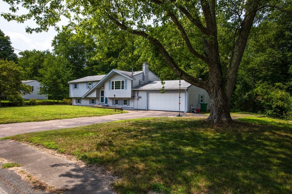 40 Fairwood Drive, Pembroke, MA Photo #21