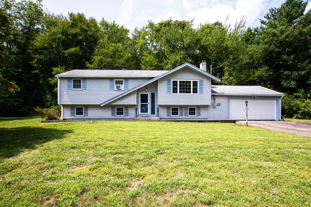 40 Fairwood Drive, Pembroke, MA Photo #1