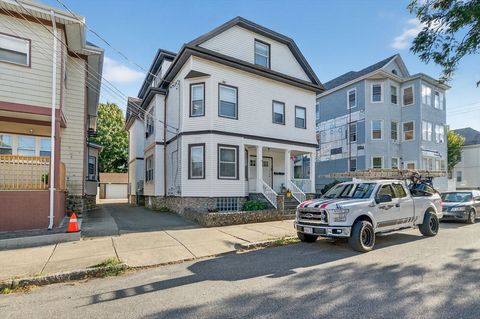 250-252 Shaw St New Bedford MA 02745