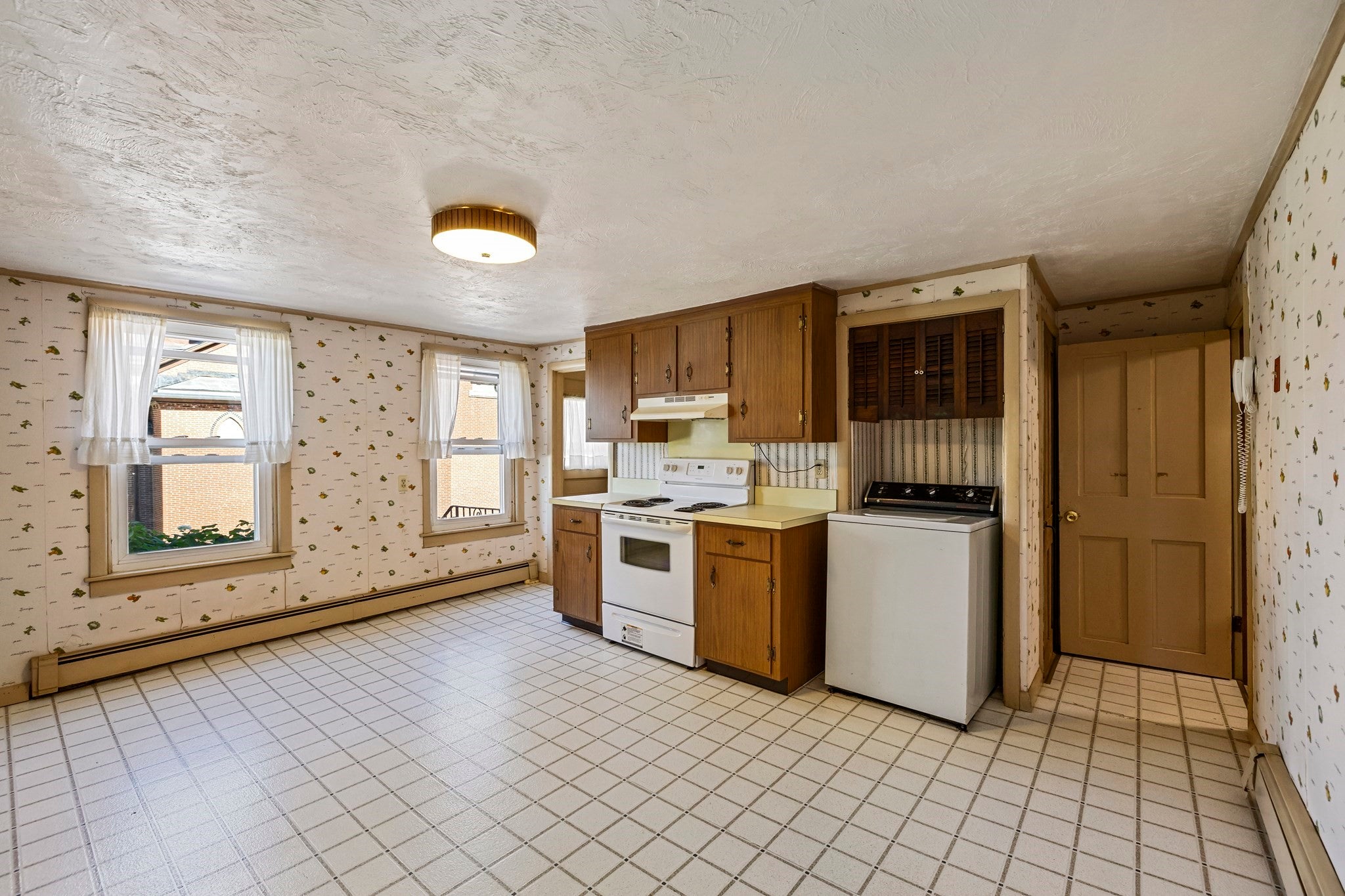 11 Prospect St, Spencer, MA Photo #15