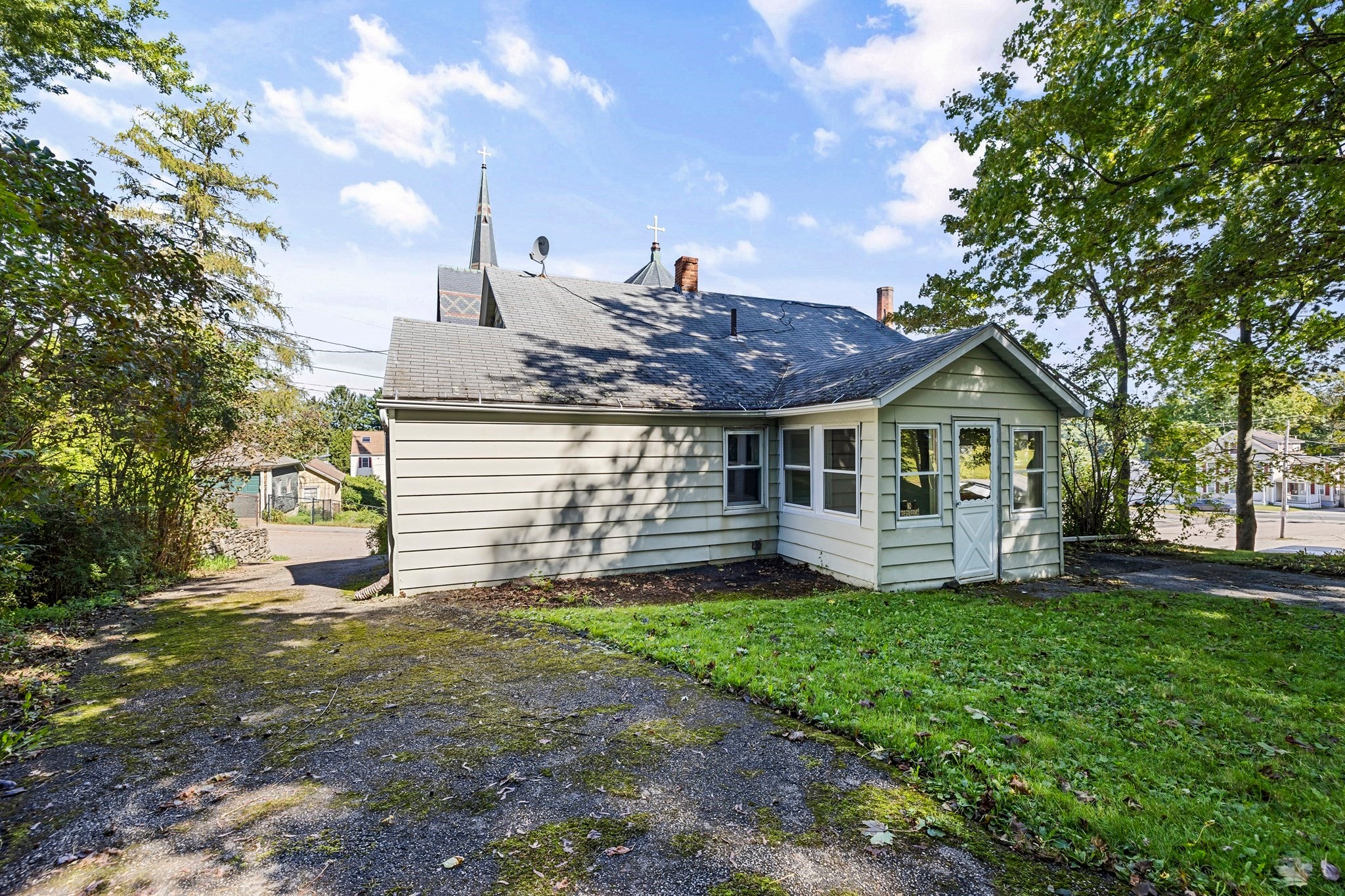 11 Prospect St, Spencer, MA Photo #5