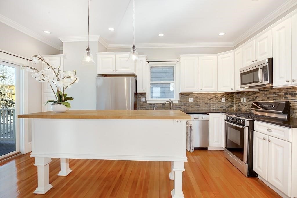 10 Ticknor St 2