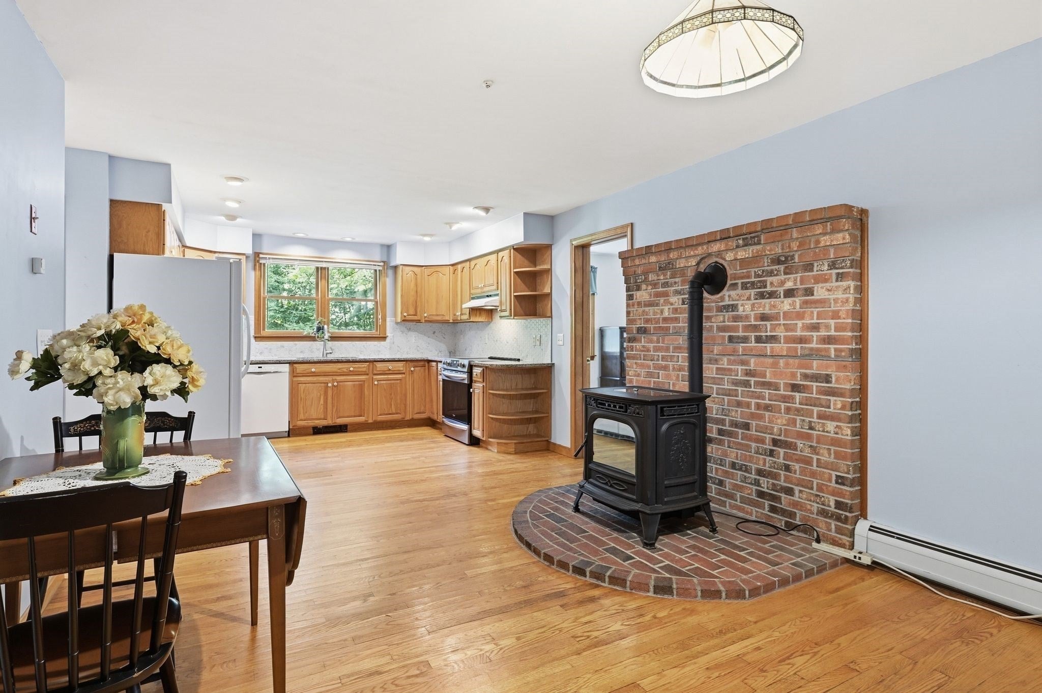 232 Gold St, Belchertown, MA, 232 Gold St, Belchertown, MA Photo #7