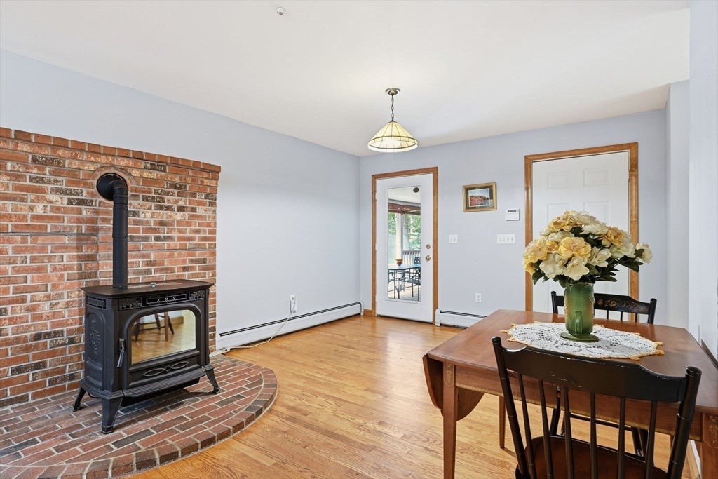 232 Gold St, Belchertown, MA, 232 Gold St, Belchertown, MA Photo #9
