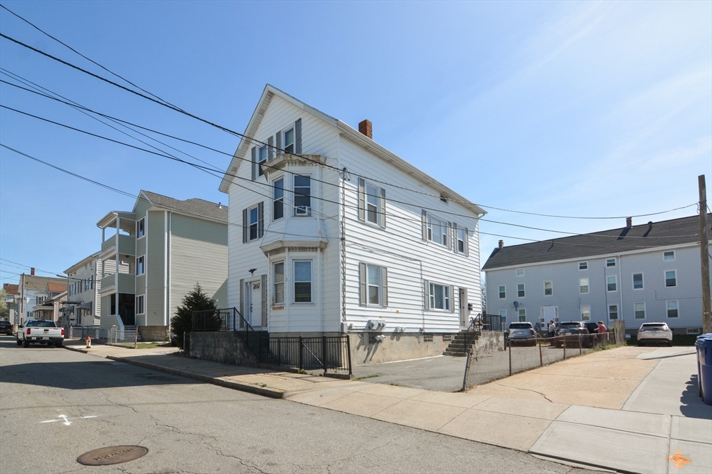 49 Plain St