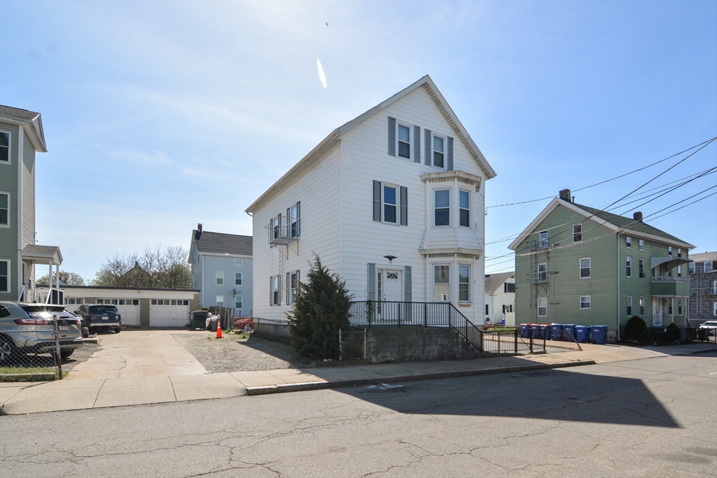 49 Plain St