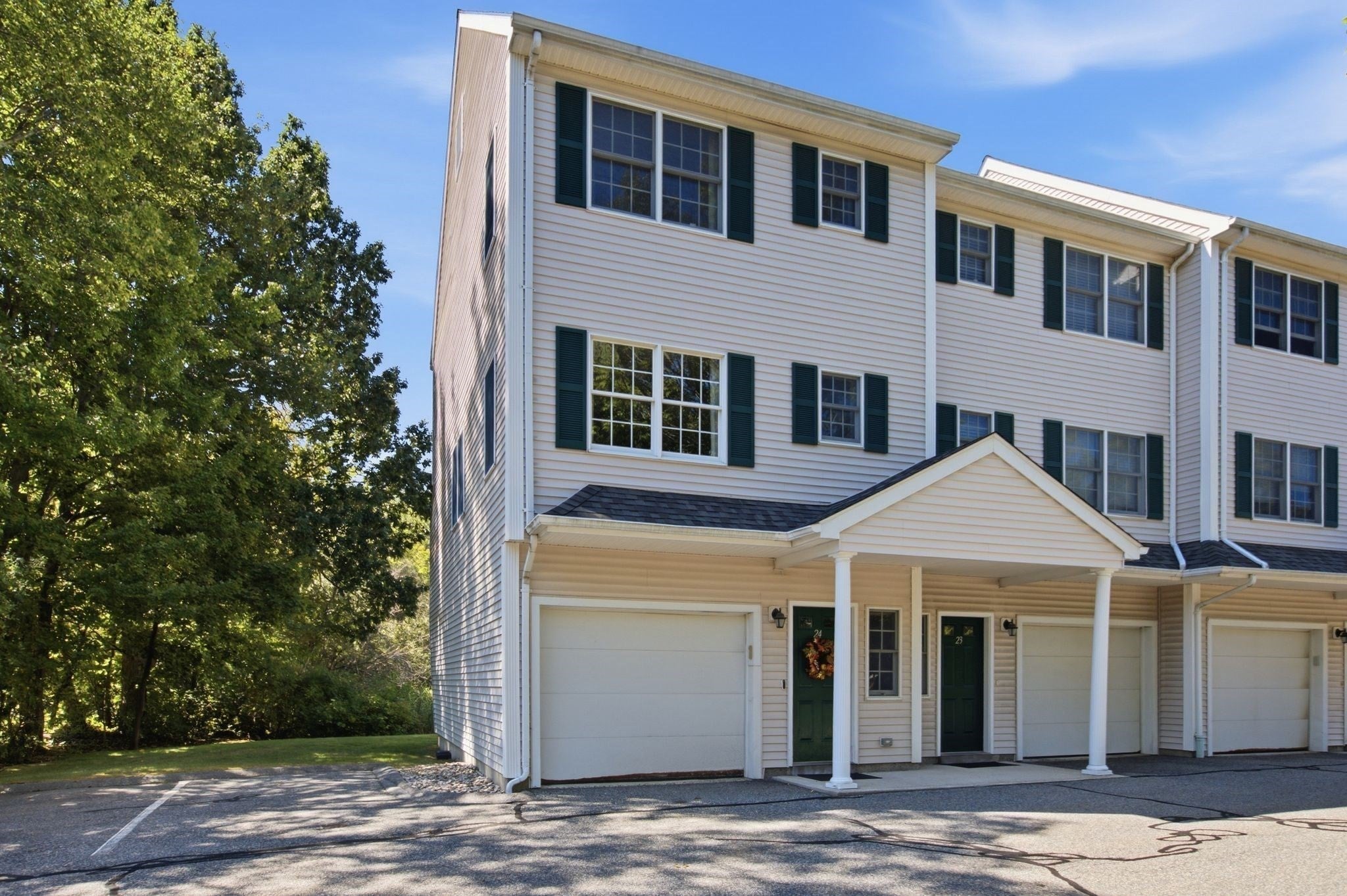 252 Albion St #24, Wakefield, MA, 252 Albion St #24, Wakefield, MA Photo #2