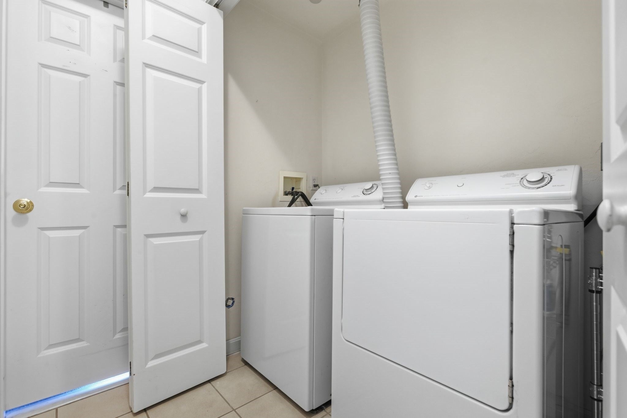 252 Albion St #24, Wakefield, MA, 252 Albion St #24, Wakefield, MA Photo #34