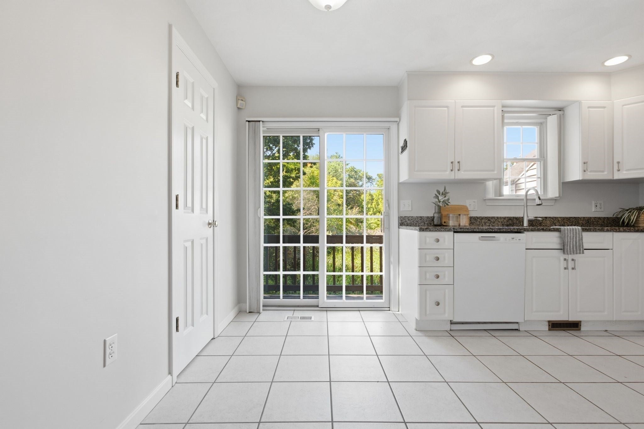 252 Albion St #24, Wakefield, MA, 252 Albion St #24, Wakefield, MA Photo #21