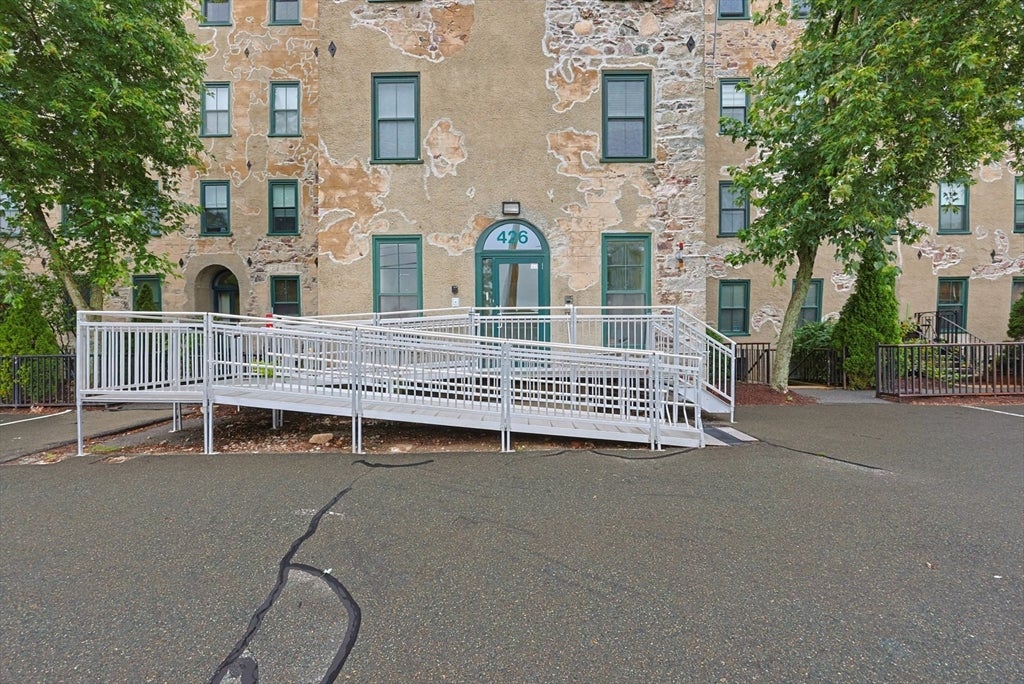 426 Mount Hope St #308, North Attleboro, MA, 426 Mount Hope St #308, North Attleboro, MA Photo #2