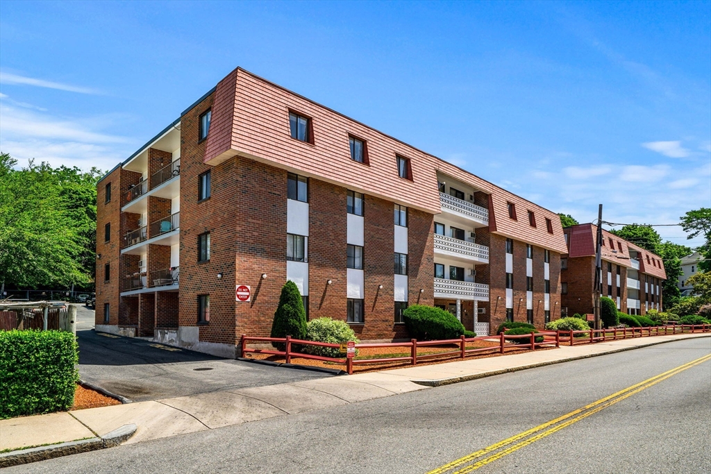 141 Pierce St 12