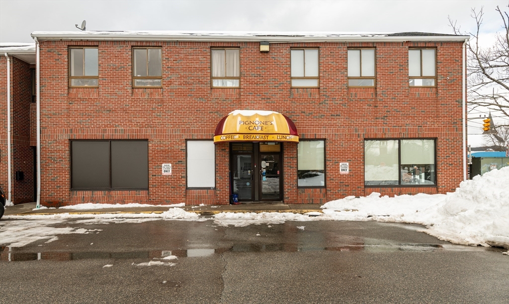 9999999999 Main Street