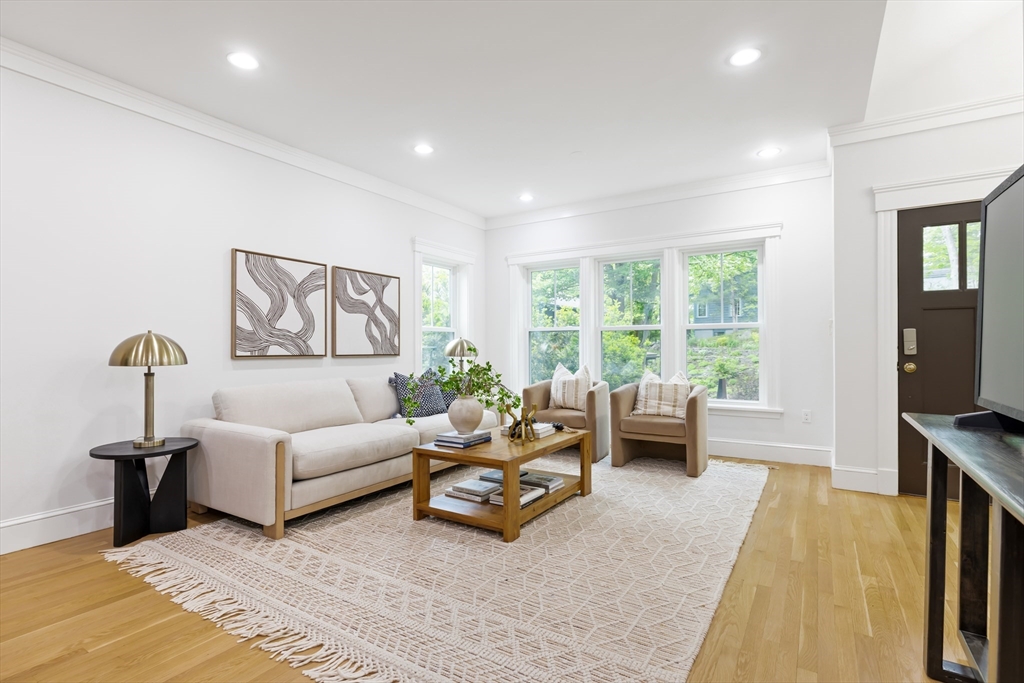 502 Massachusetts Ave 502