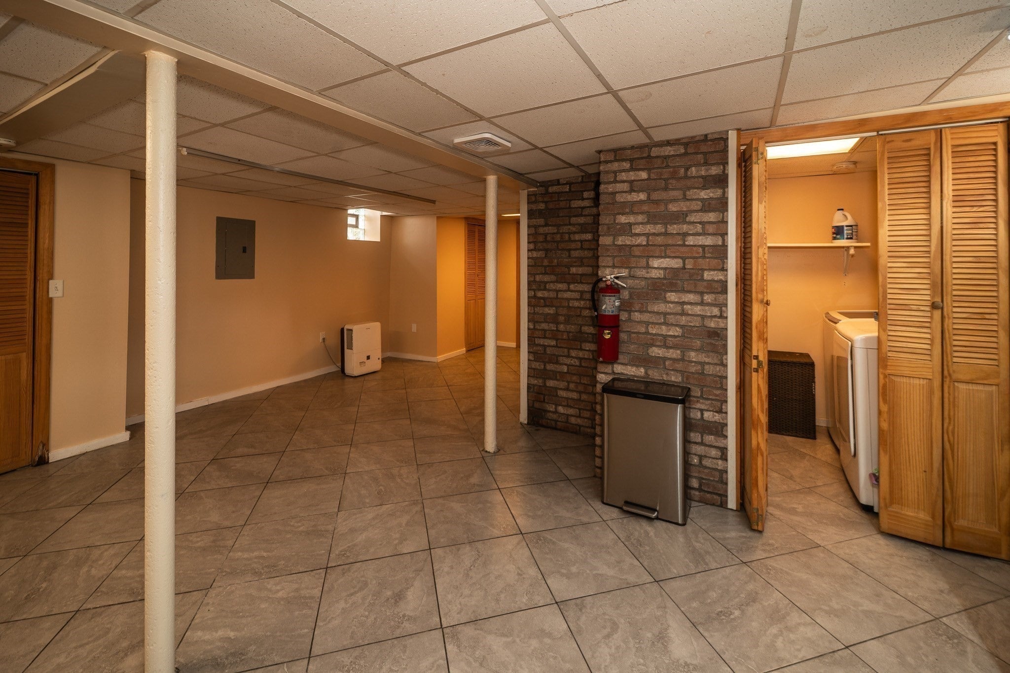 1014 Tacoma St, New Bedford, MA, 1014 Tacoma St, New Bedford, MA Photo #13