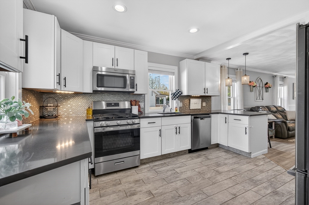 423 Textile Ave