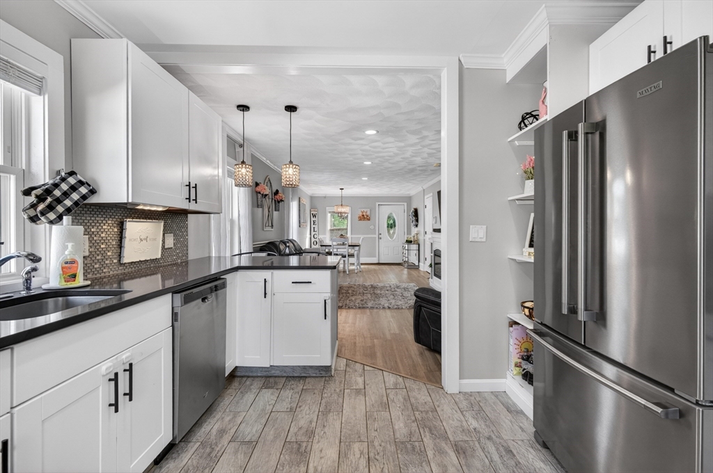 423 Textile Ave