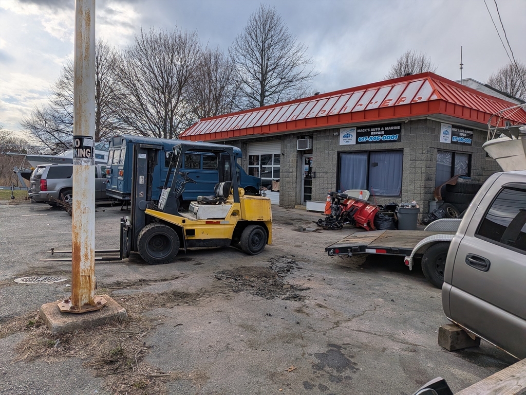 Photo 1 of 12 — 250 Washington Ave, Winthrop, MA 02152