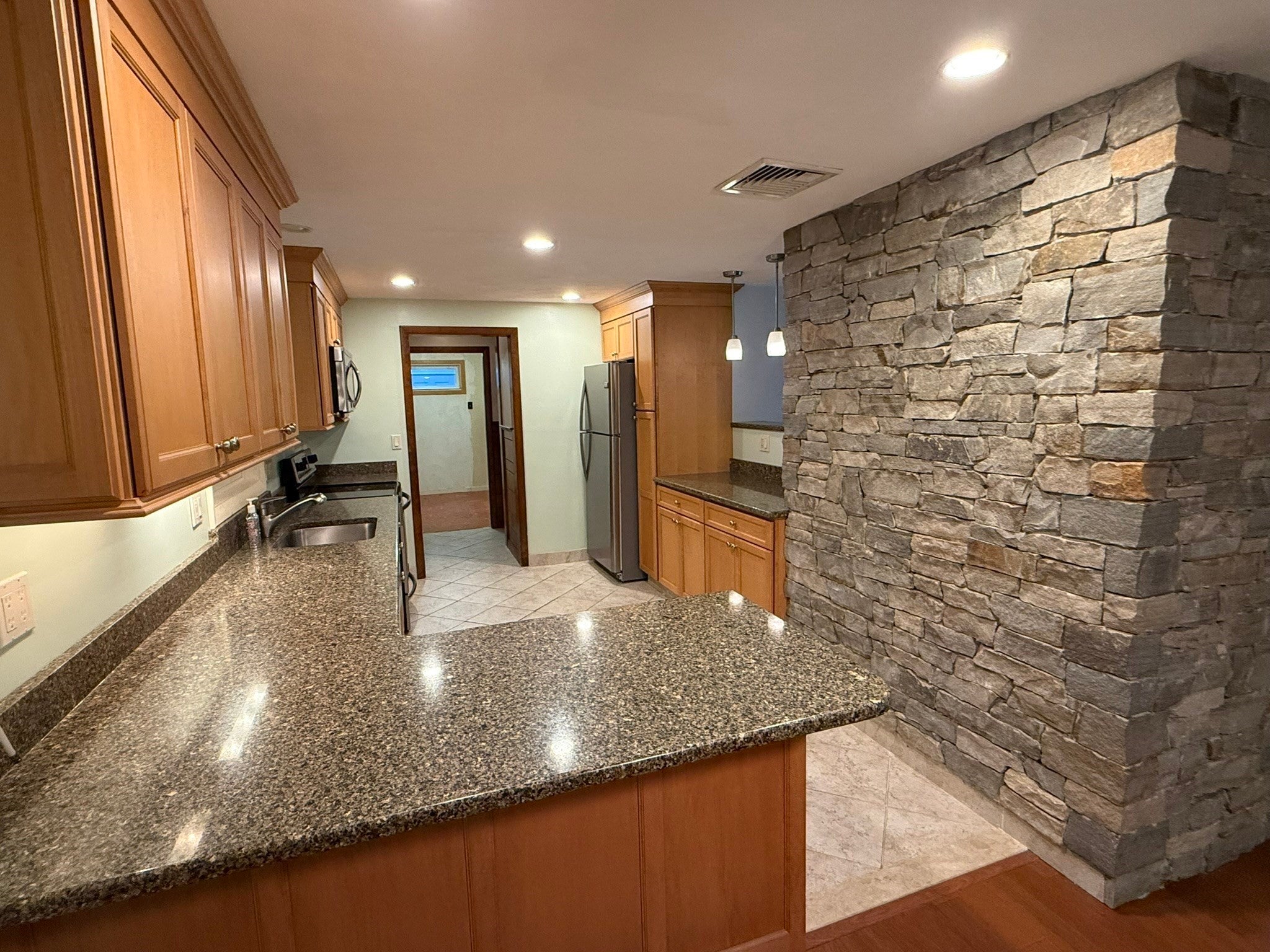 24 Wedgemere Rd, Beverly, MA, 24 Wedgemere Rd, Beverly, MA Photo #6