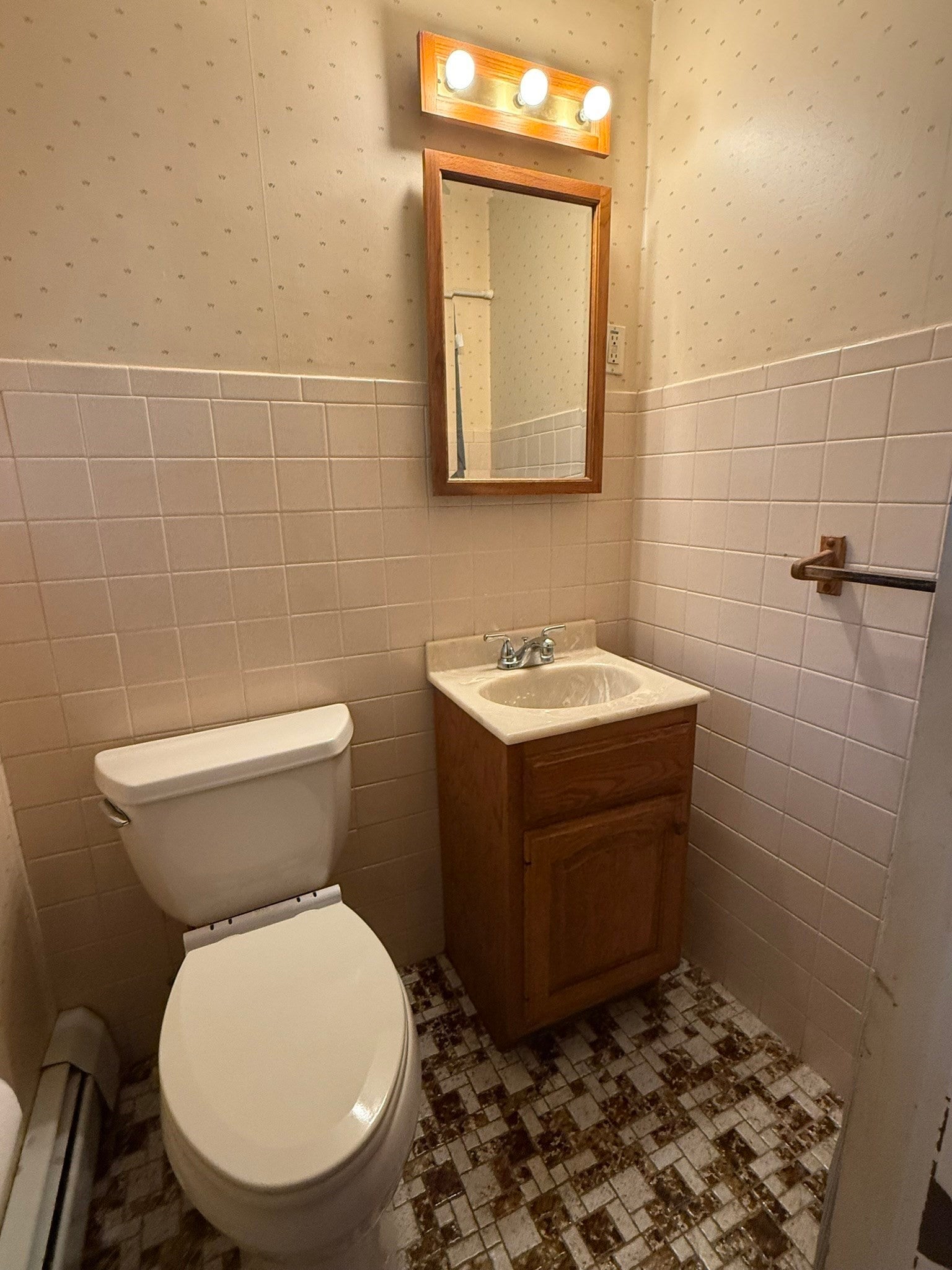 24 Wedgemere Rd, Beverly, MA, 24 Wedgemere Rd, Beverly, MA Photo #15