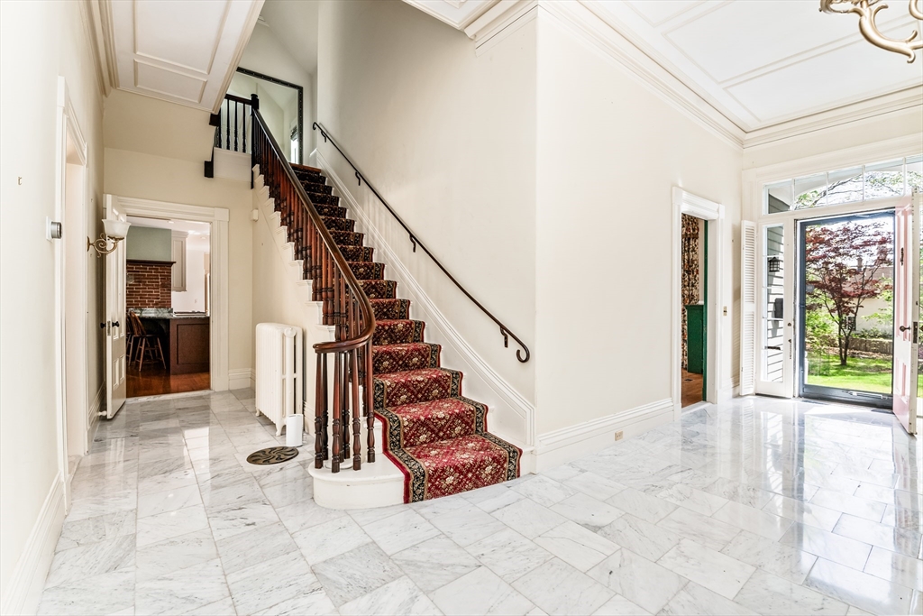 62 Old River Place