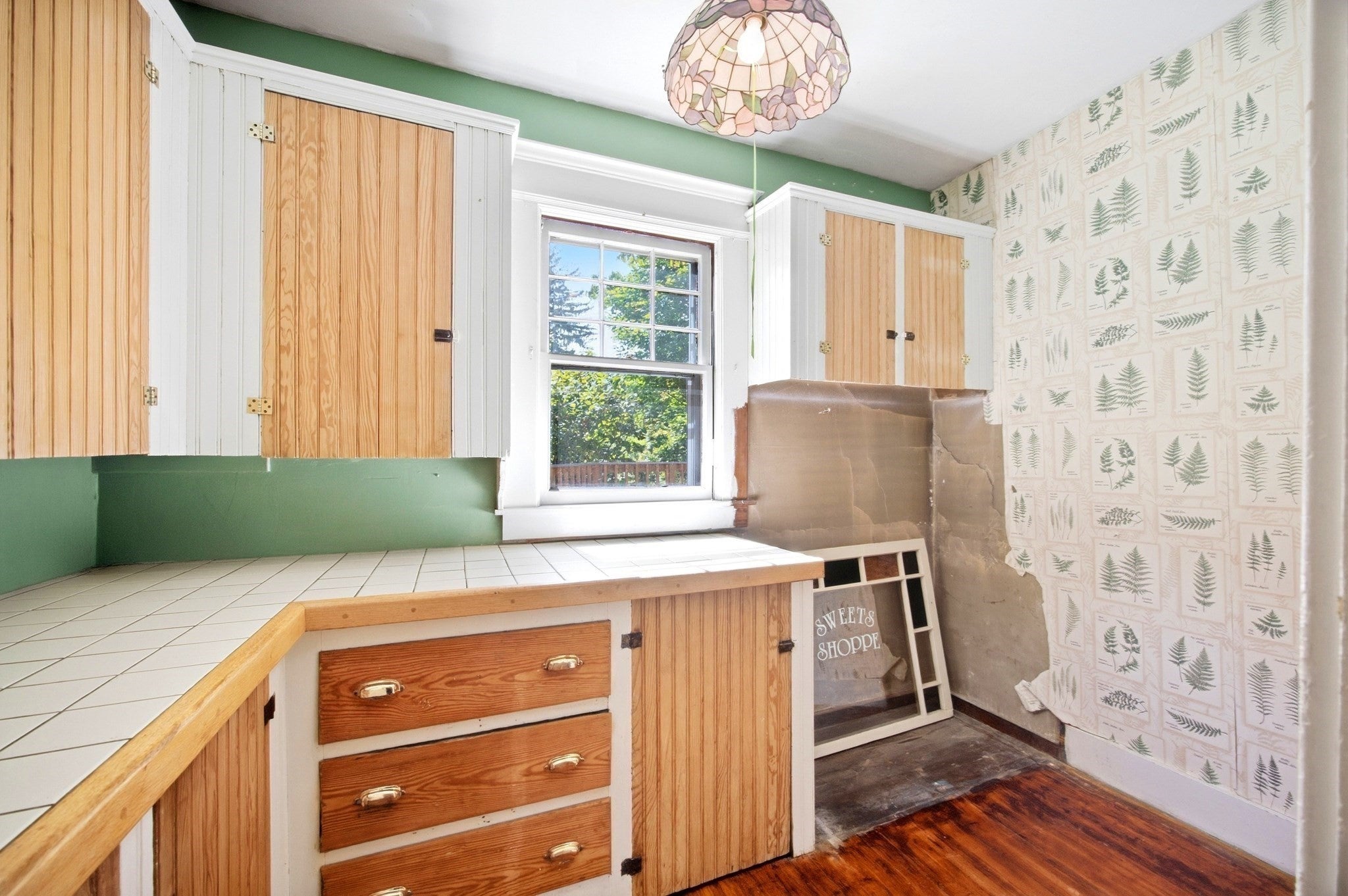 111 Greenacre Avenue, Longmeadow, MA, 111 Greenacre Avenue, Longmeadow, MA Photo #5