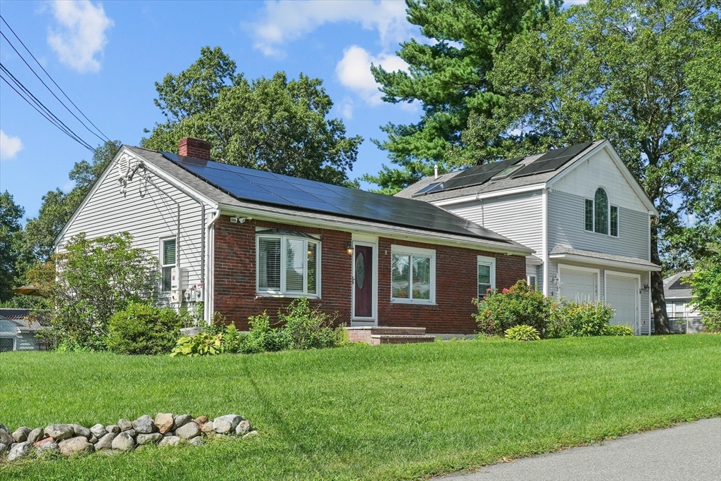 5 Woodland Cir