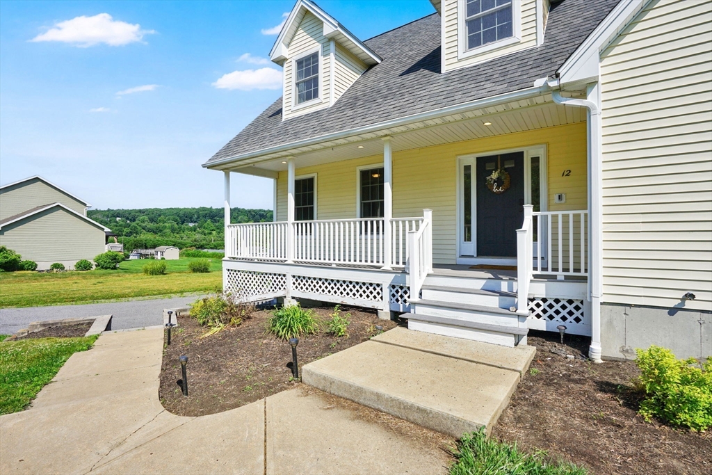 12 Macomber Rd